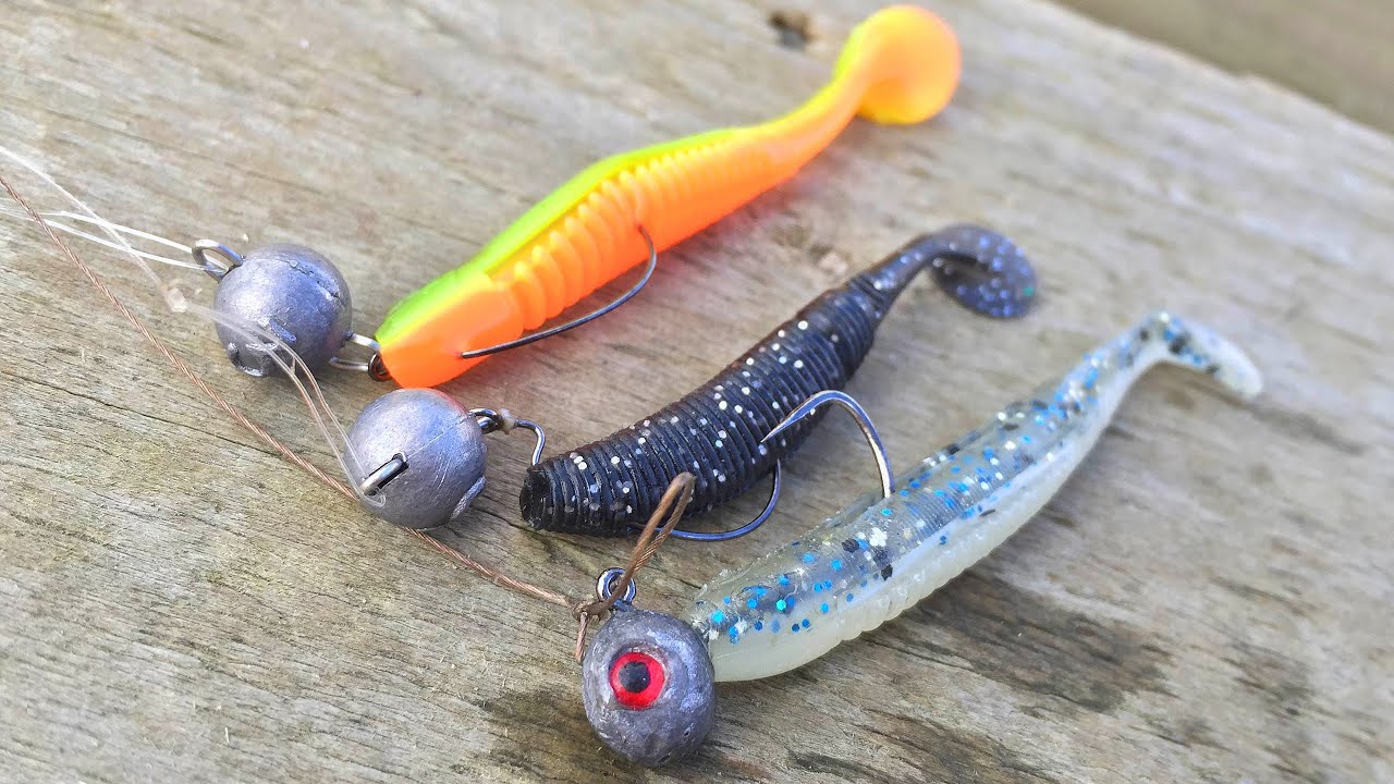 Fishing With Jig Bait – Cardinal & White