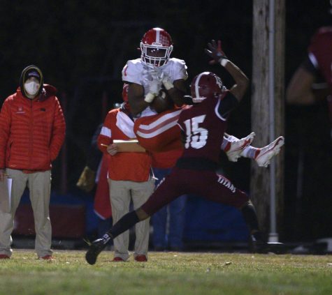 Chaminade Comes Out on Top after a Nail-Biter at Trinity